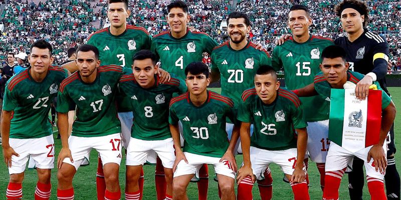 Khám phá chung về bóng đá Mexico