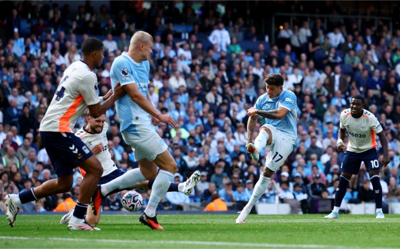 Manchester City đối đầu với AEK Athens