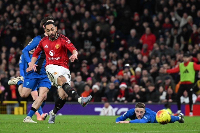 Manchester United chịu nhiều áp lực trước Bournemouth